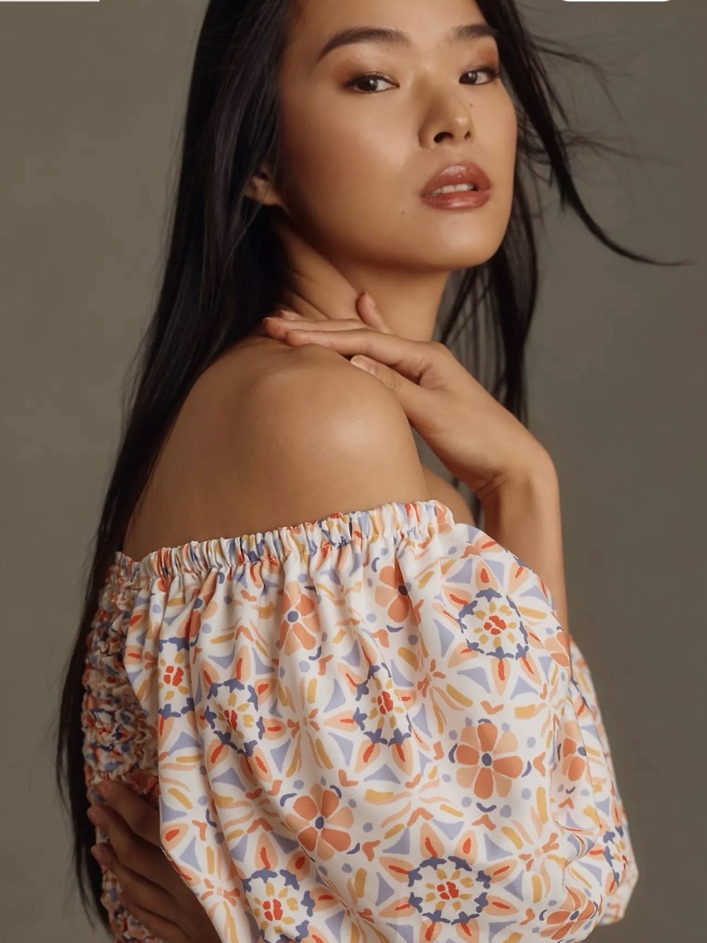 NWT DOLAN Off-The-Shoulder
Textured Top